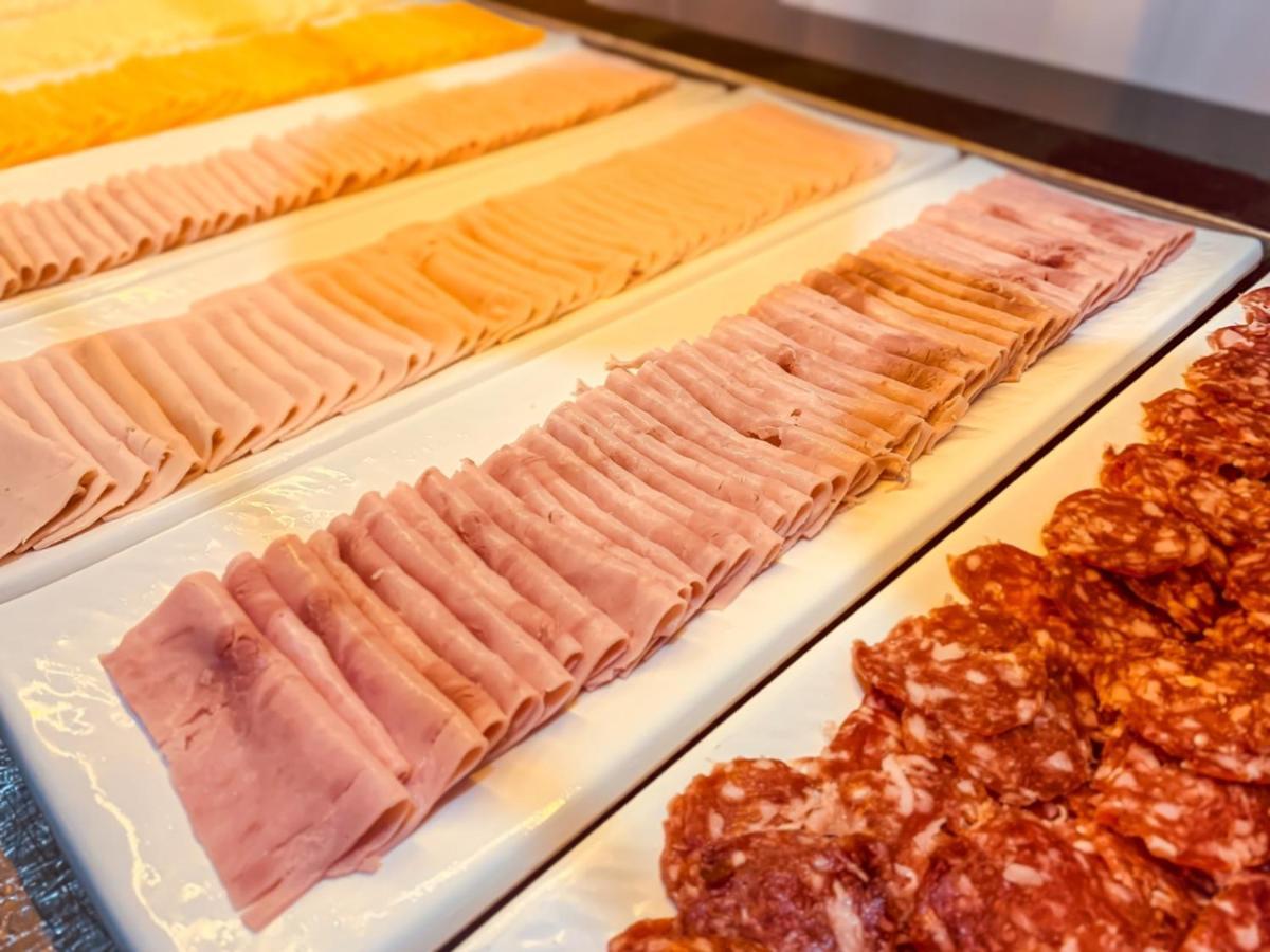 Ouro Minas Hotel Belo Horizonte, Dolce By Wyndham Extérieur photo Turkey and ham