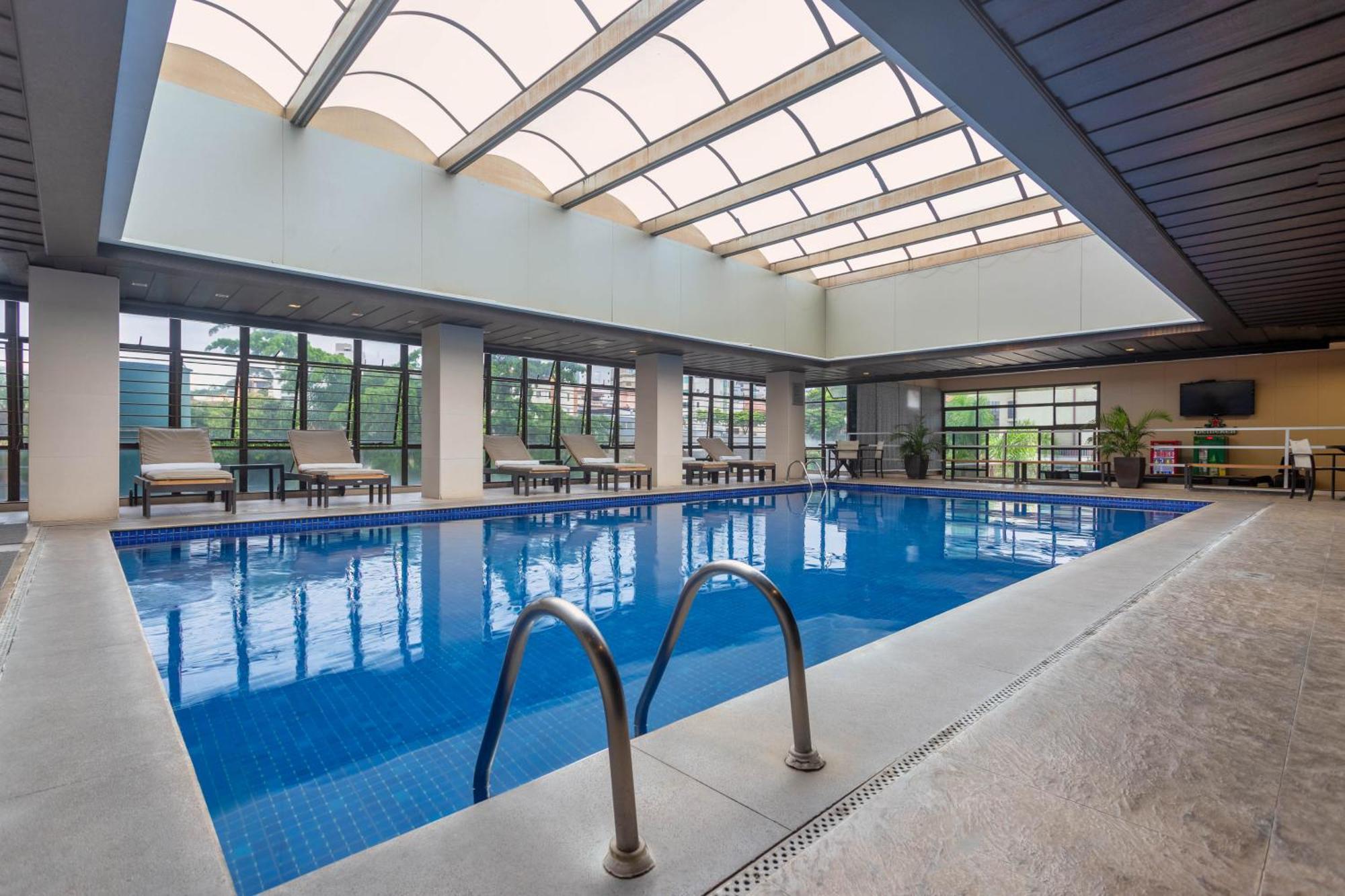 Ouro Minas Hotel Belo Horizonte, Dolce By Wyndham Extérieur photo Indoor pool